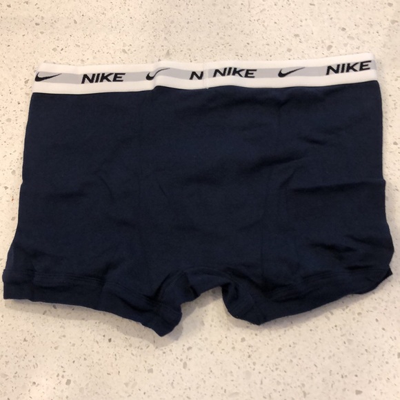 Nike trunks navy blue large - Picture 2 of 2
